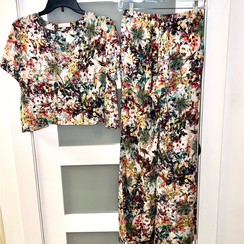Best Society set of floral pants and blouse, multicolour, pants S blouse M - Picture 2 of 5